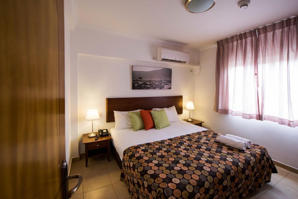Ramon Suites By Smart Hotels Mitzpe Ramon Εξωτερικό φωτογραφία