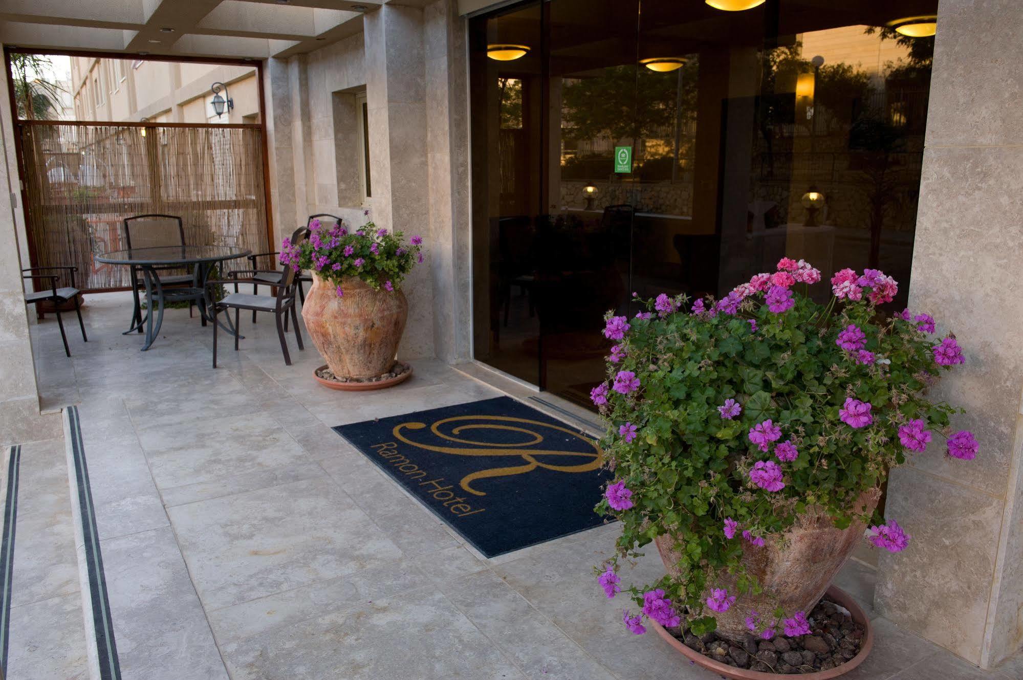 Ramon Suites By Smart Hotels Mitzpe Ramon Εξωτερικό φωτογραφία